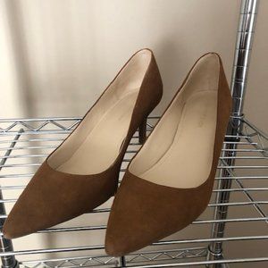 Marc Fisher Sueded Kitten Heel, Size 9